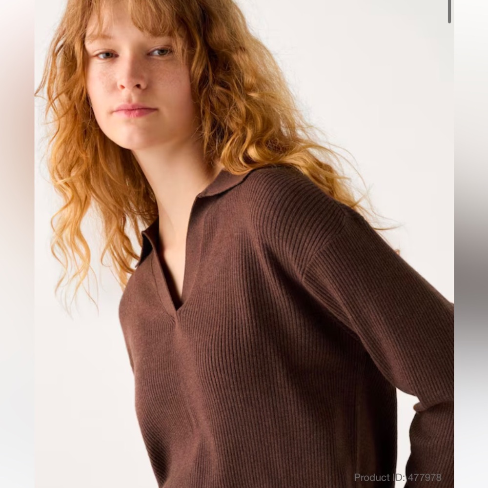 Uniqlo NEW WITH TAGS Collared Sweater